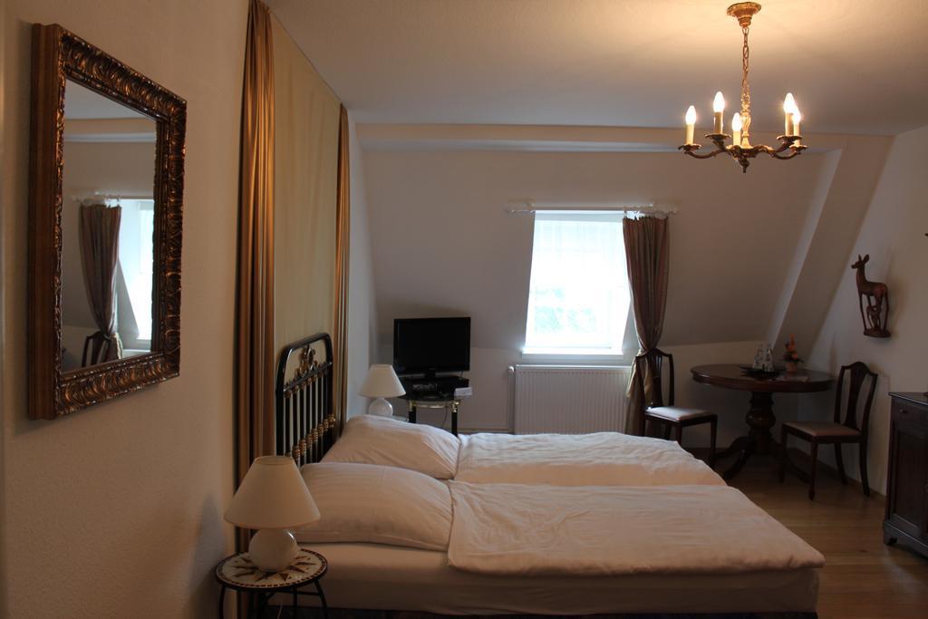 Schloss Hotel Wallhausen Wallhausen  الغرفة الصورة